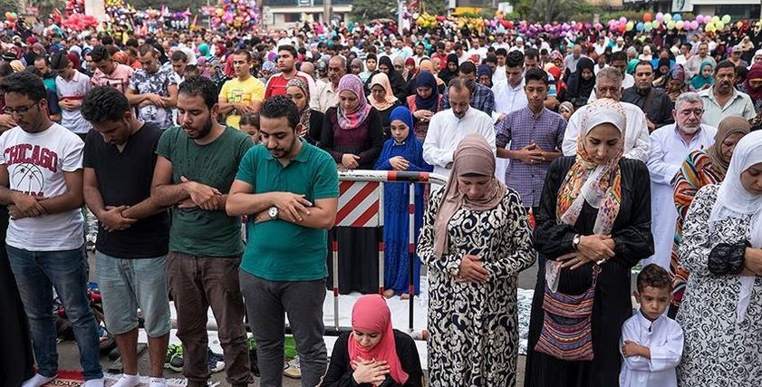 صلاة العيد في الساحات العامة- أرشيفية