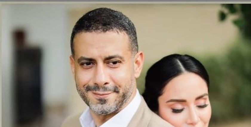 جلسة تصوير للعروسين