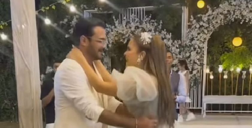 الفنان محمد رجب مع ابنة شقيقته