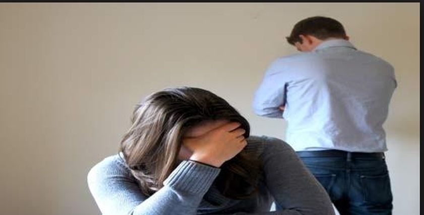 مدمنة و مريضة بالإيدز تقيم علاقة جنسية مع متزوج لنقل العدوى له: